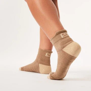 DEFY TRAINER SOCKS - Desert Barbell
