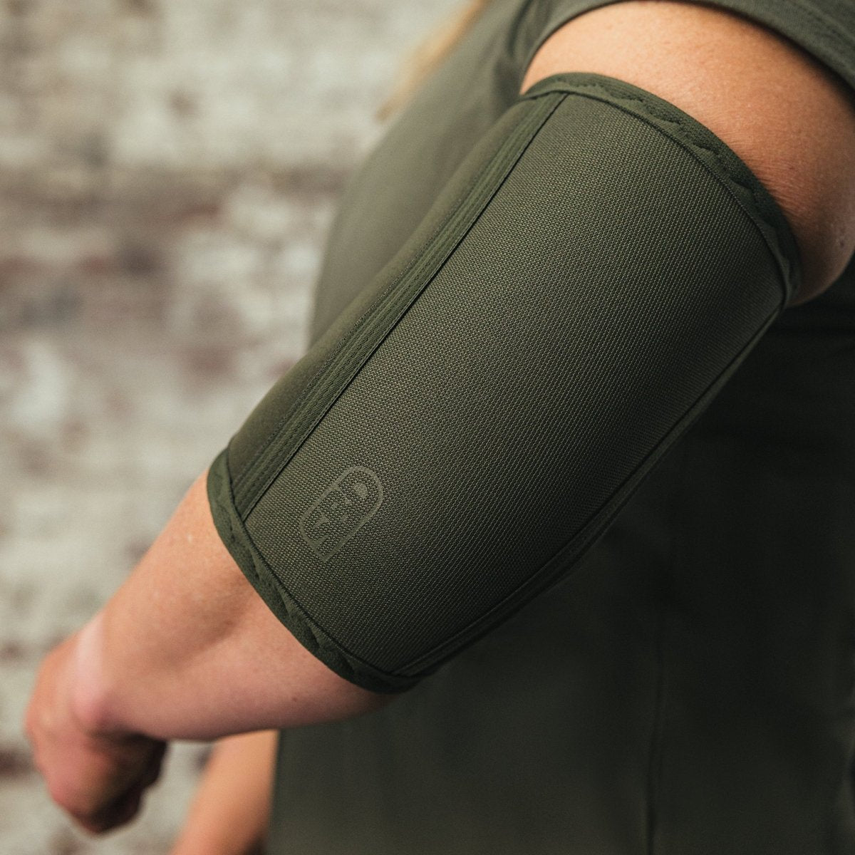 Resolve Elbow Sleeves - Desert Barbell