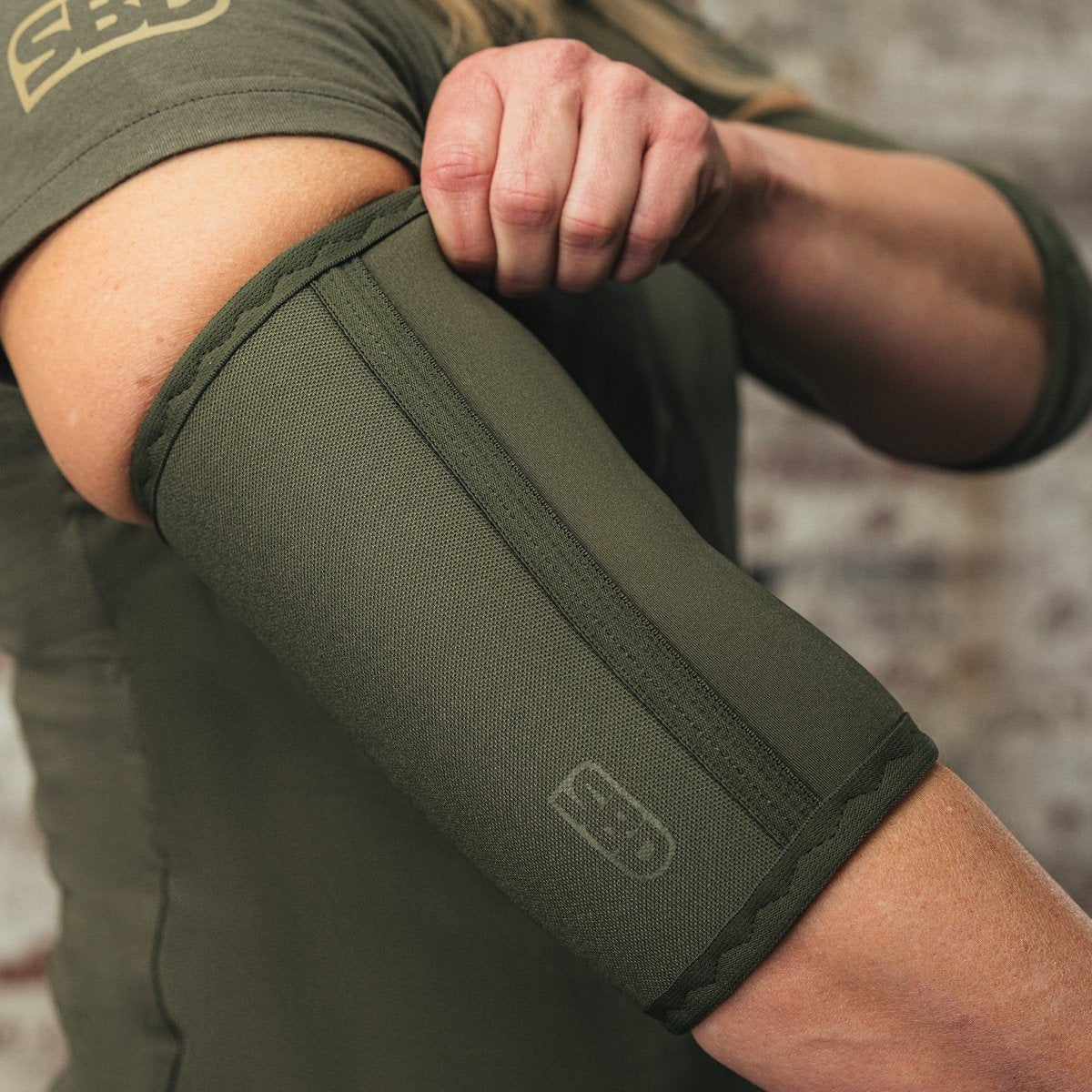 Resolve Elbow Sleeves - Desert Barbell