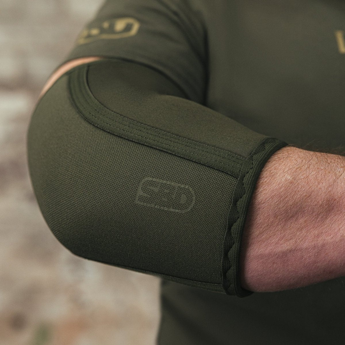 Resolve Elbow Sleeves - Desert Barbell